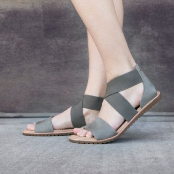 Sorel - Women's Ella Sandal, Leather Sandal with Stretch Straps, Sage green 8.5 - Picture 1 of 10